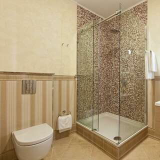 Гостиница Royal Hotel SPA & Wellness Ярославль Люкс-5