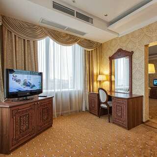 Гостиница Royal Hotel SPA & Wellness Ярославль Люкс-2