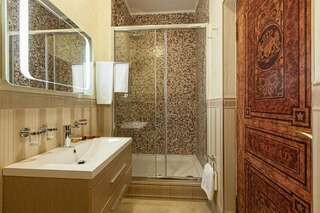 Гостиница Royal Hotel SPA & Wellness Ярославль Стандартный двухместный номер с одной кроватью-2