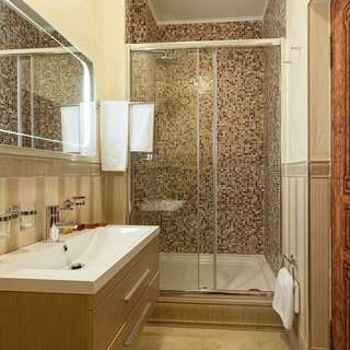 Гостиница Royal Hotel SPA & Wellness Ярославль Стандарт с двумя раздельными кроватями-2